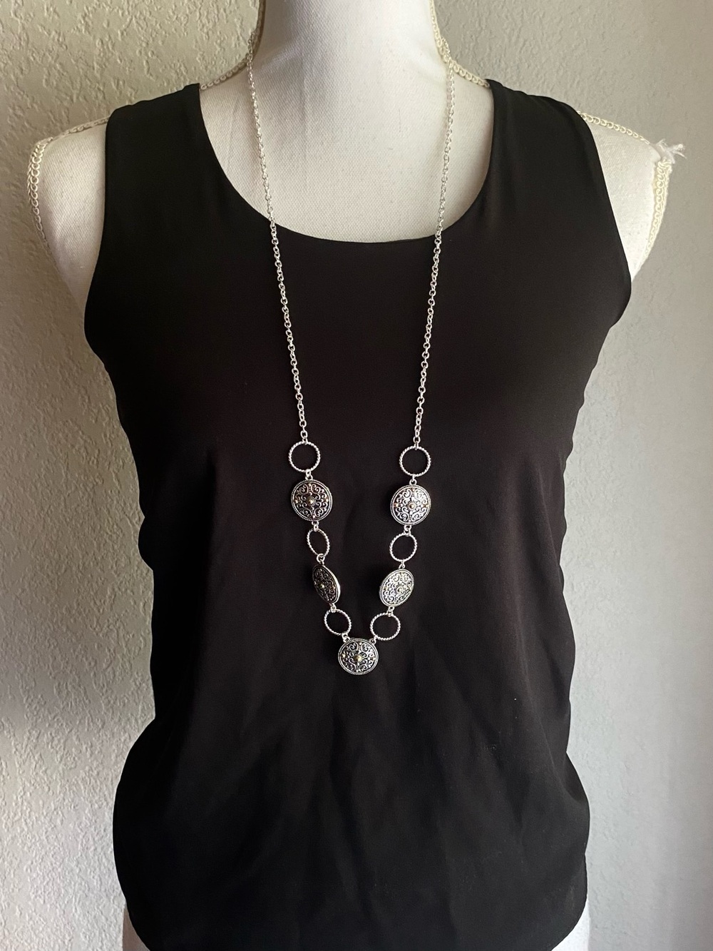 Silver Long Pendant Circle Link Necklace